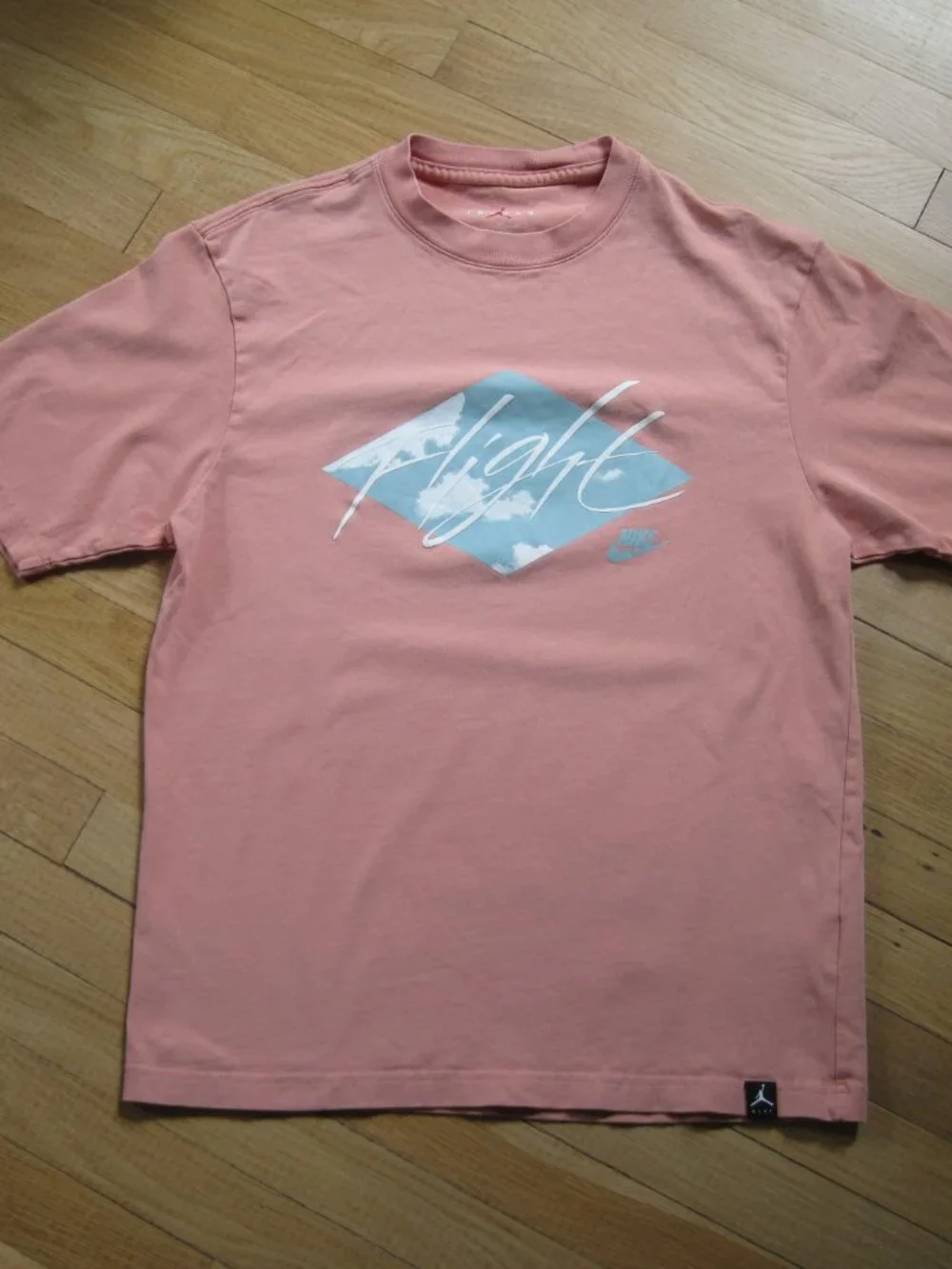 Nike Jordan Flight Essentials Graphic Tee Size S 100% Cotton Salmon Peach Pink